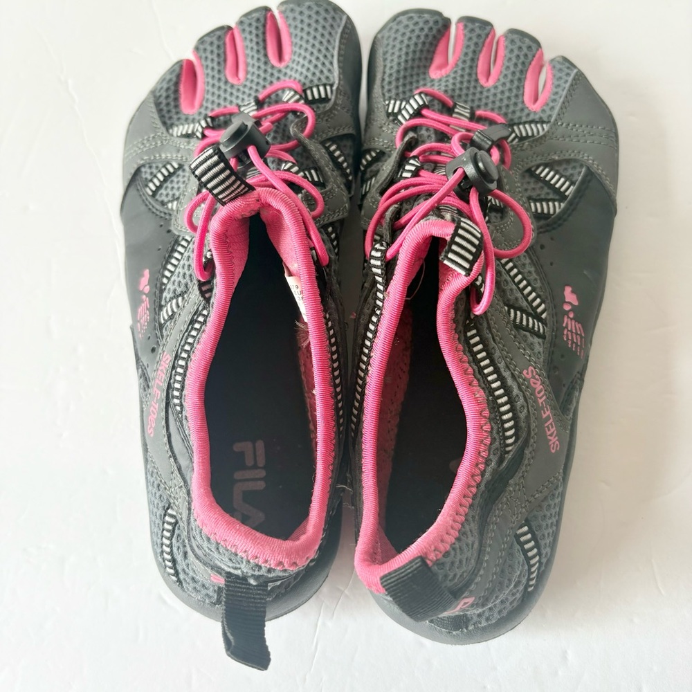 Fila Skeletoes Gray & Hot Pink Barefoot Running Shoes - Picture 6 of 8